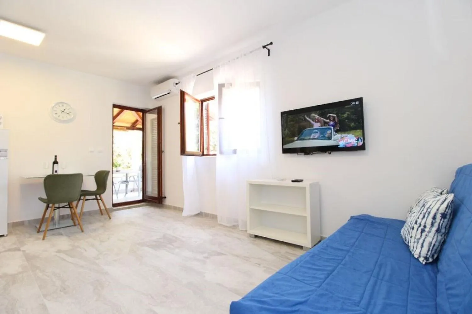 Apartment Uga Mandre 0*,  Croatia