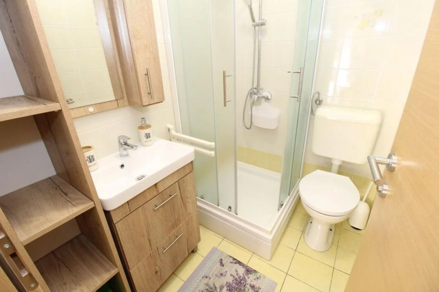 Apartment Uga Mandre